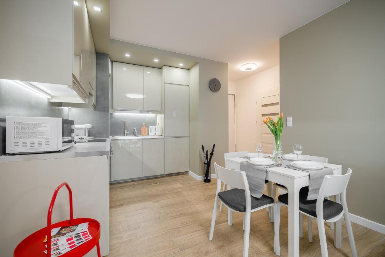 Apartments Kontinuum Gdansk By Renters Екстериор снимка